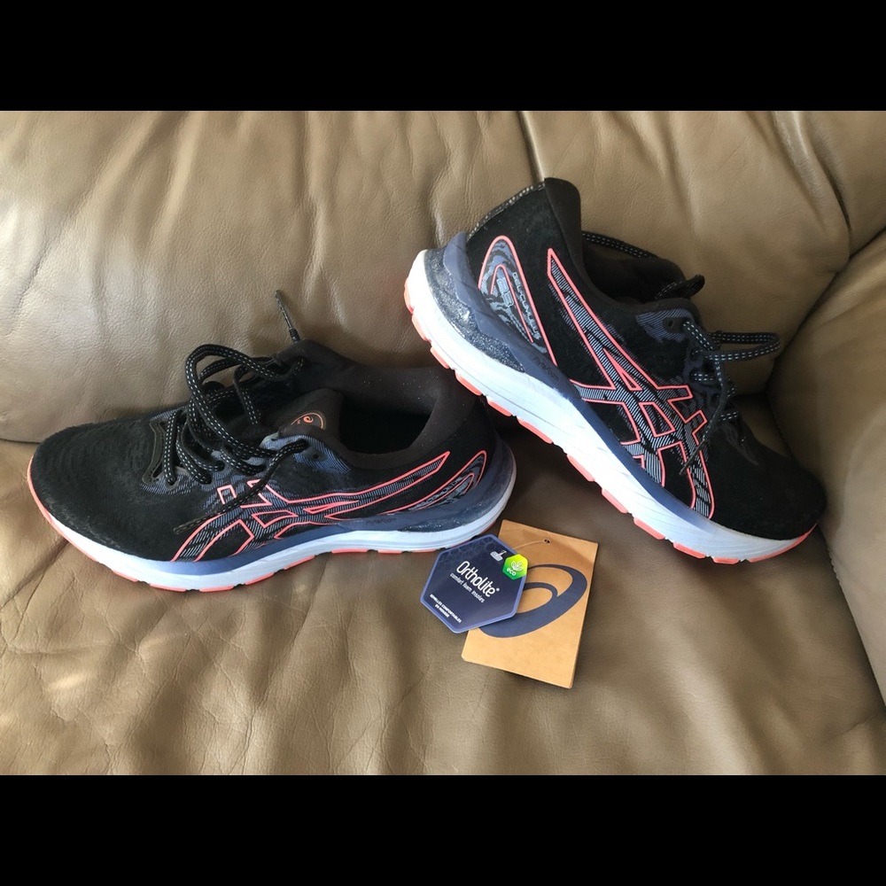 ASICS Gel Cumulus 23 Women’s Running Shoe-Size 7(B)